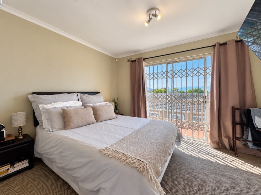 2 Bedroom Property for Sale in Kenilworth Western Cape